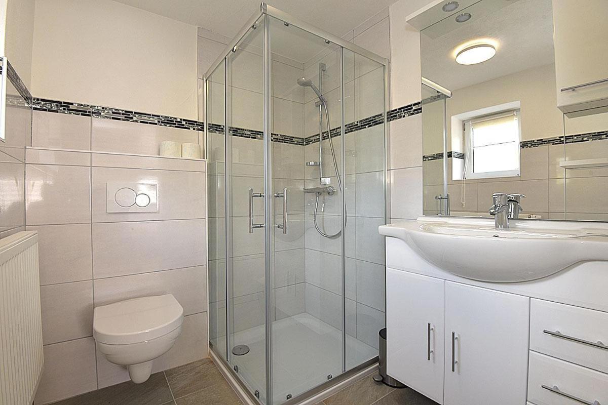 Gasthaus Und Hotel Peterhaensel Spechtsbrunn Room photo